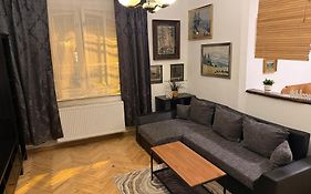 Apartments & Restaurant Tkalcovsky Dvur